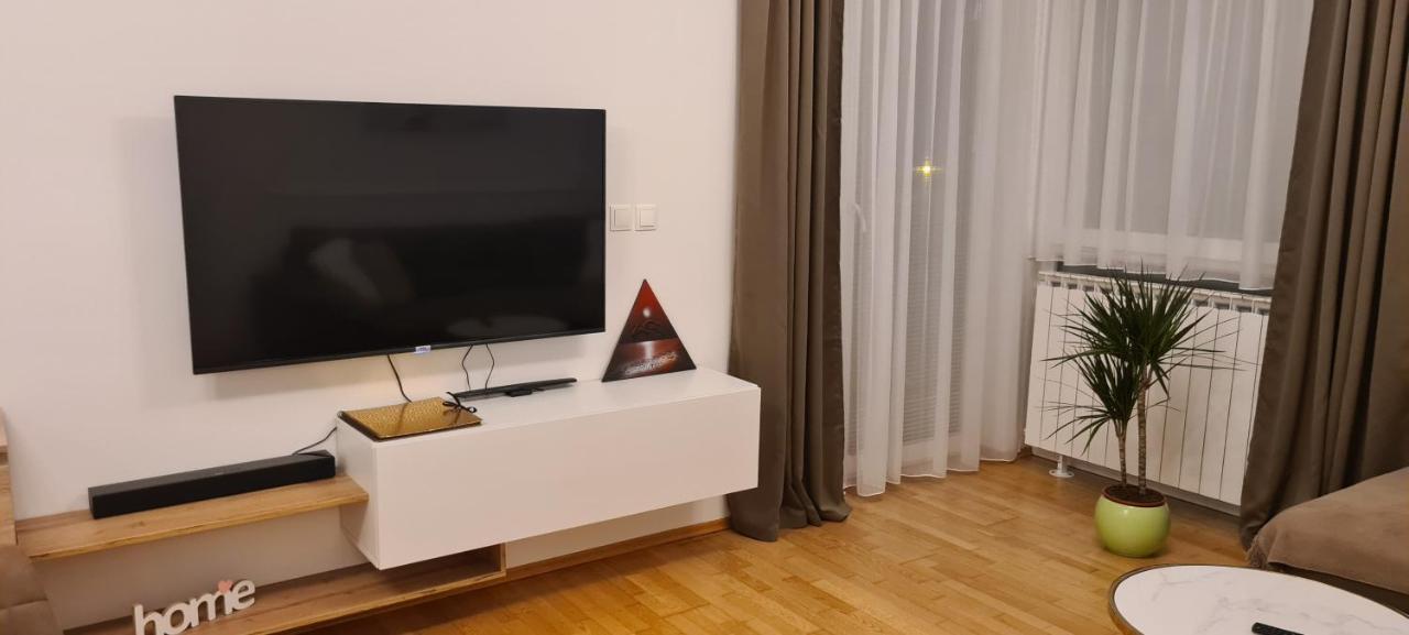 Apartment Mia Milija リエカ エクステリア 写真
