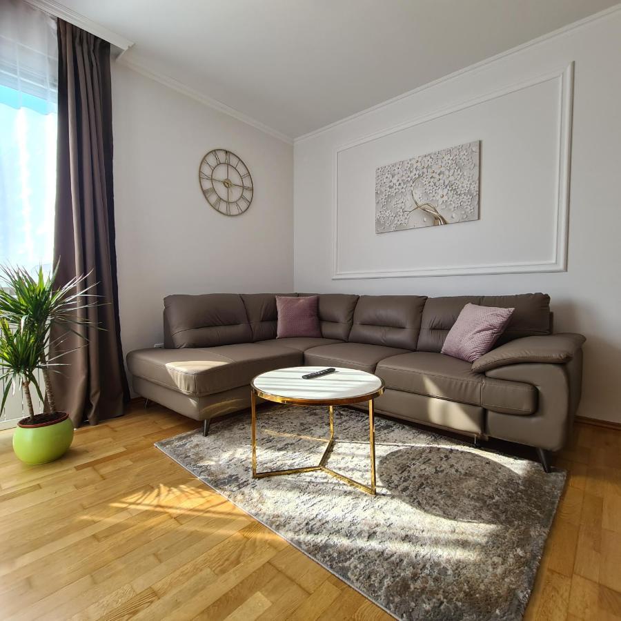 Apartment Mia Milija リエカ エクステリア 写真